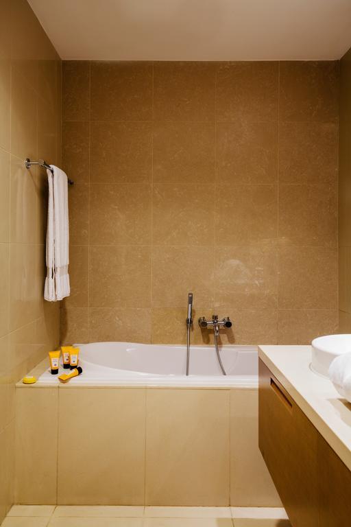 Fantastay - Downtown Dubai Ngoại thất bức ảnh